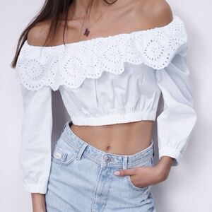 ZARA Eyelet Poplin Crop Top White Size Small Bloggers Fav!